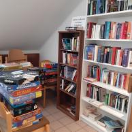 Offenes Bücherregal