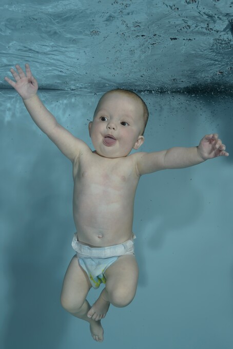 Babyschwimmen und Schwimmen für Kleinkinder