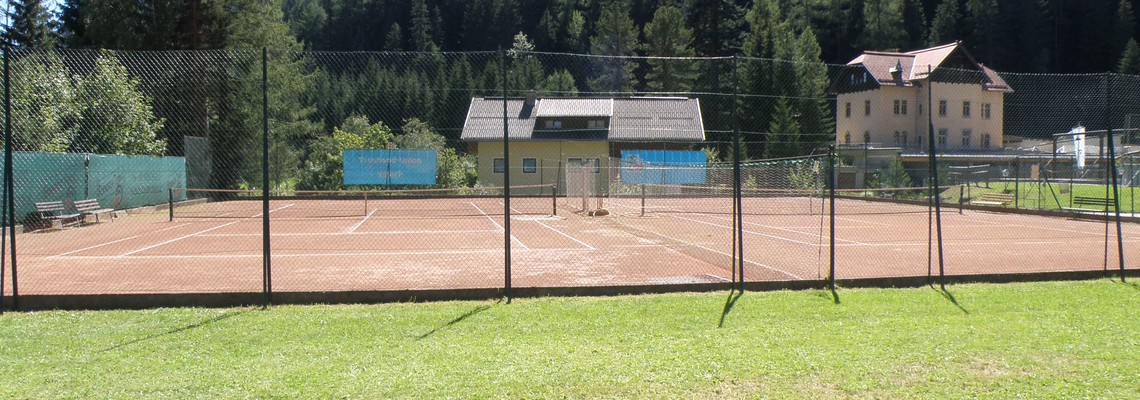 Tennisplatz