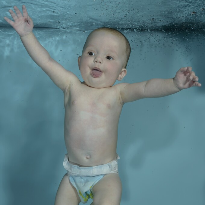 Babyschwimmen und Schwimmen für Kleinkinder